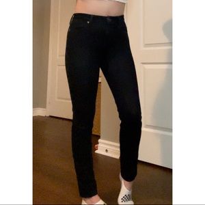 GUESS woman’s jeans